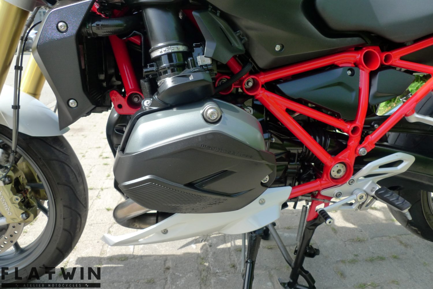 BMW R1200R LC – Image 11